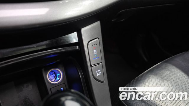 Hyundai i40 2014 — photo 30