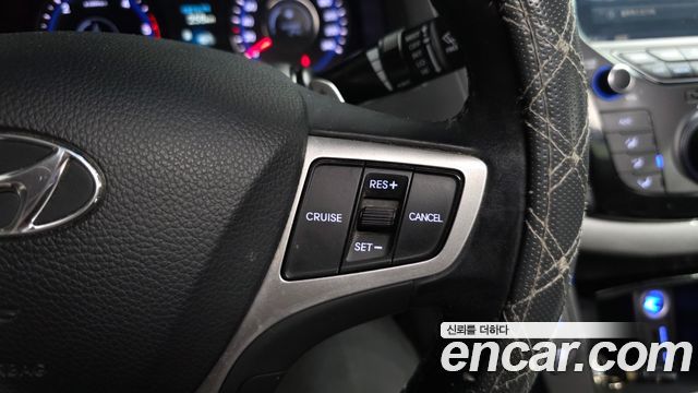 Hyundai i40 2014 — photo 34