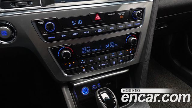 Hyundai Sonata 2016 — photo 17