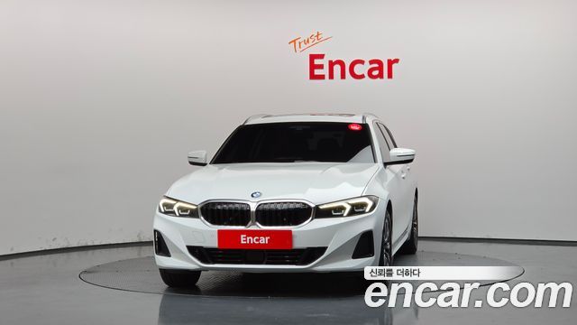 BMW 3-Series 2024 — photo 3