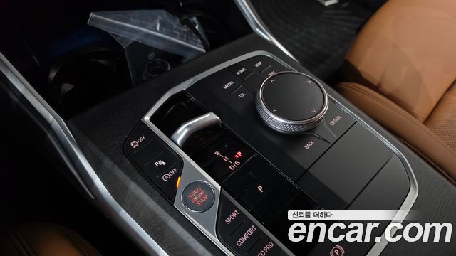 BMW 3-Series 2024 — photo 9