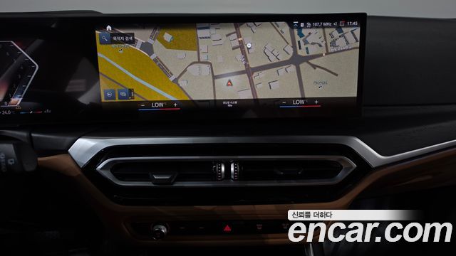 BMW 3-Series 2024 — photo 14