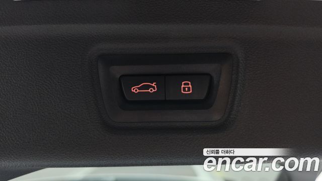 BMW 3-Series 2024 — photo 19