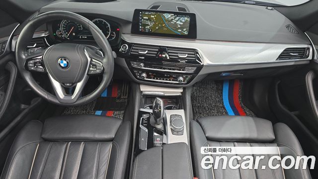 BMW 5-Series 2018 — photo 7