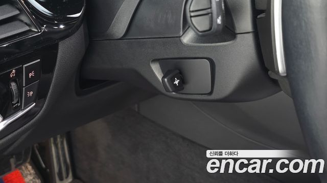 BMW 5-Series 2018 — photo 20