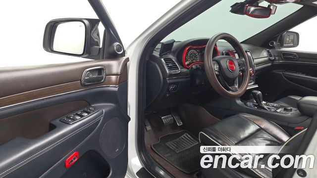 Jeep Cherokee 2017 — photo 10