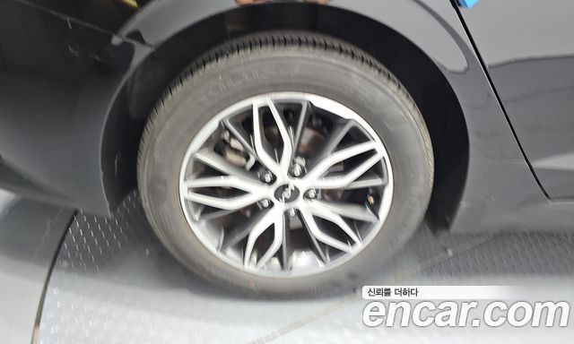Kia K5 2023 — photo 5