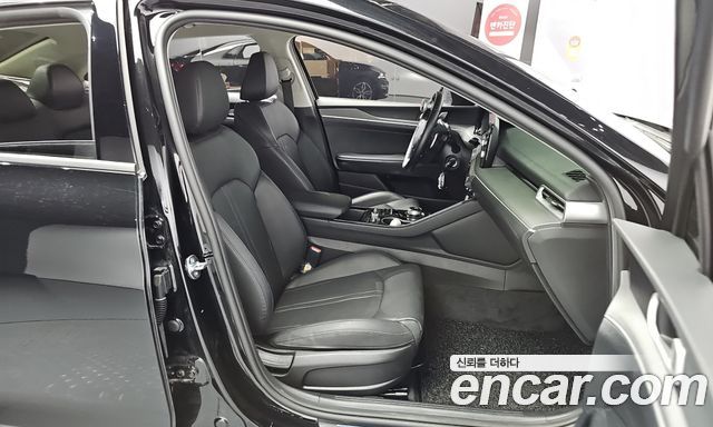 Kia K5 2023 — photo 13