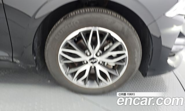 Kia K5 2023 — photo 7