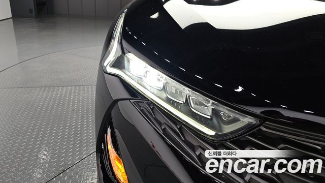 Kia K5 2023 — photo 8