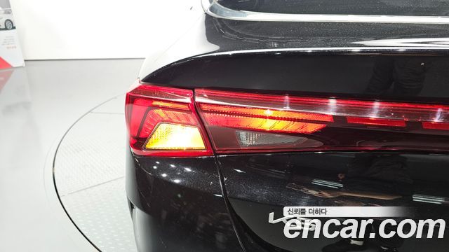 Kia K5 2023 — photo 9