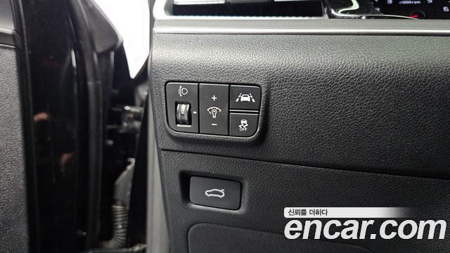 Kia K5 2023 — photo 29