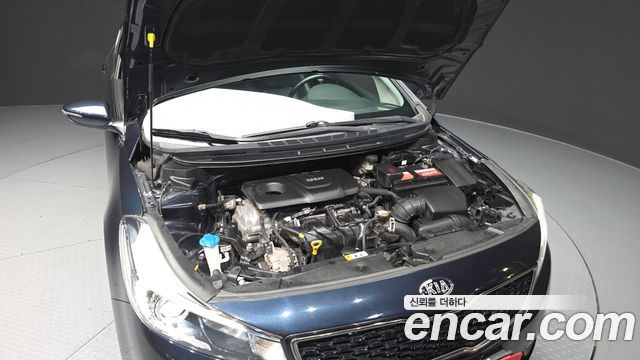 Kia K3 2016 — photo 6