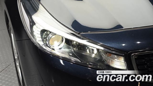 Kia K3 2016 — photo 8