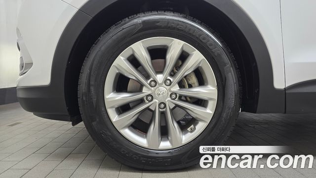 Hyundai Santafe 2016 — photo 5