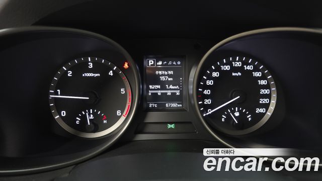 Hyundai Santafe 2016 — photo 11