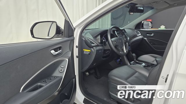 Hyundai Santafe 2016 — photo 13
