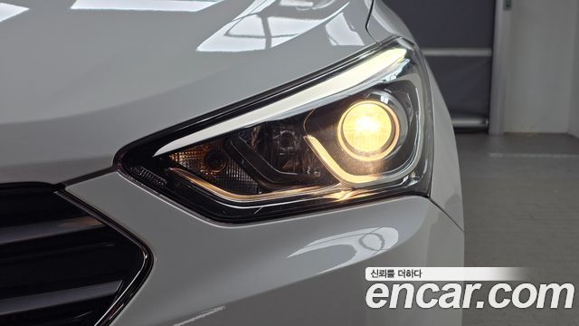 Hyundai Santafe 2016 — photo 8