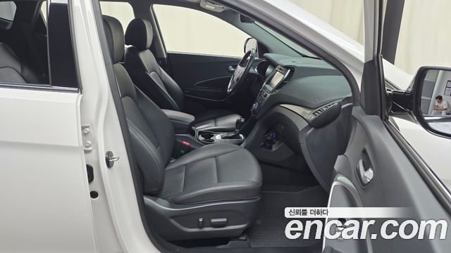 Hyundai Santafe 2016 — photo 16