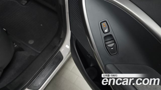 Hyundai Santafe 2016 — photo 27