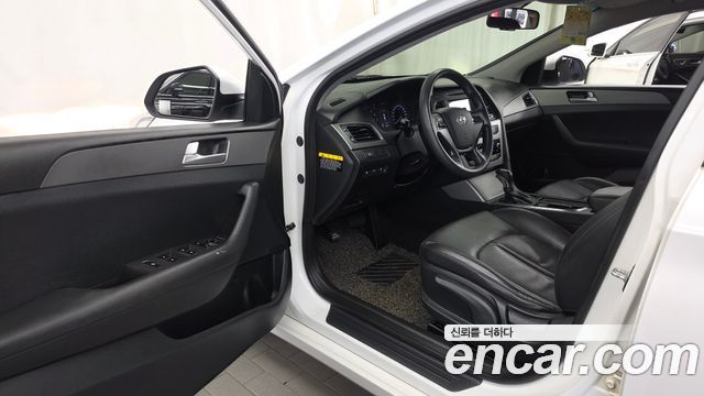 Hyundai Sonata 2015 — photo 10
