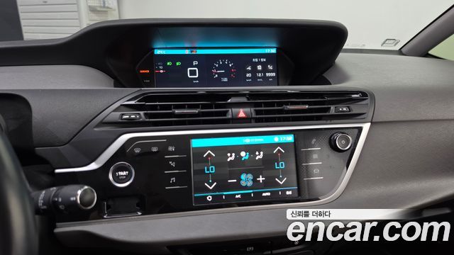 Citroën / DS C4 Picasso 2018 — photo 20