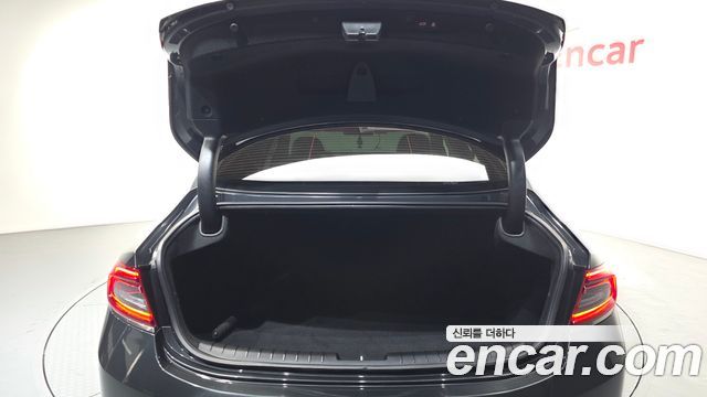Hyundai Grandeur 2019 — photo 18