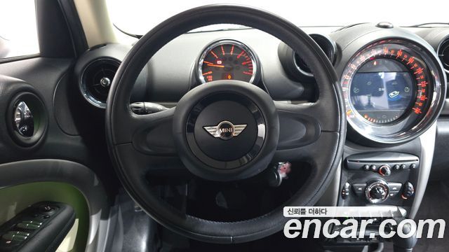 Mini Countryman 2015 — photo 22