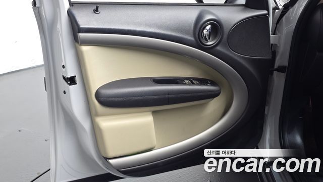 Mini Countryman 2015 — photo 14