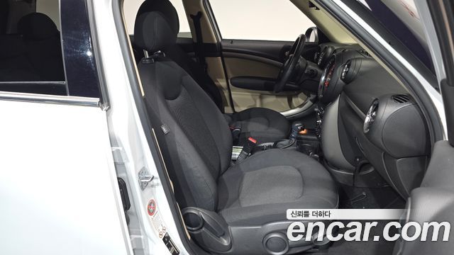 Mini Countryman 2015 — photo 16