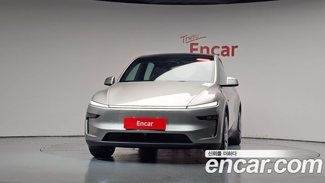 Tesla Model Y 2026 — photo 3