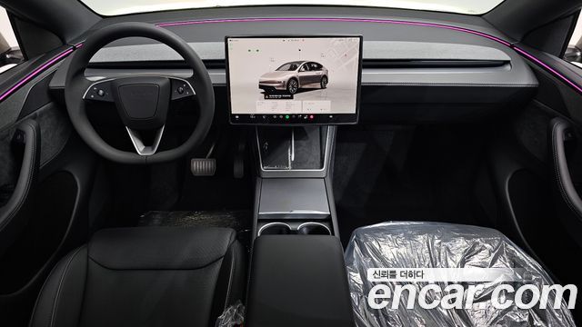 Tesla Model Y 2026 — photo 10