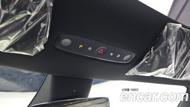 Tesla Model Y 2026 — photo 12