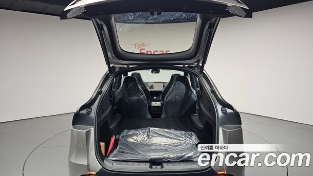 Tesla Model Y 2026 — photo 36
