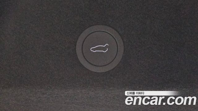 Tesla Model Y 2026 — photo 37