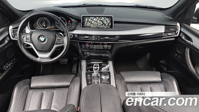 BMW X5 2018 — photo 7