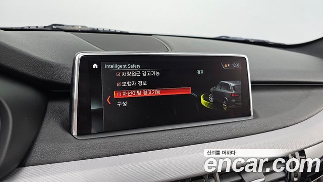 BMW X5 2018 — photo 16