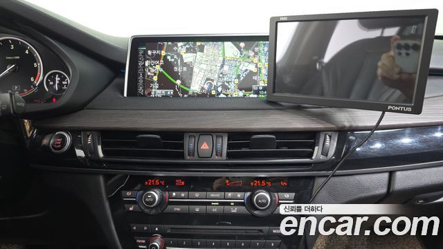 BMW X5 2015 — photo 14