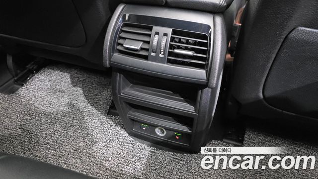 BMW X5 2015 — photo 18