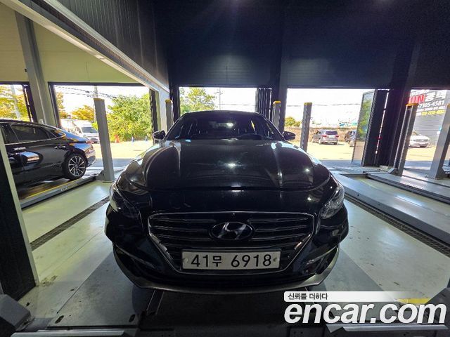 Hyundai Grandeur 2017 — photo 1