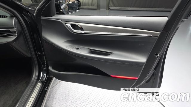 Hyundai Grandeur 2022 — photo 14