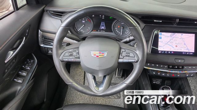 Cadillac XT4 2023 — photo 20