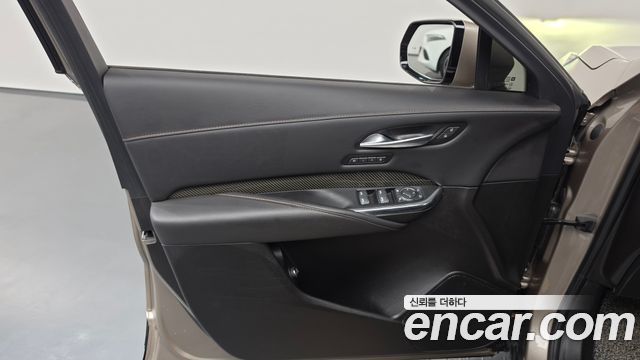 Cadillac XT4 2023 — photo 14
