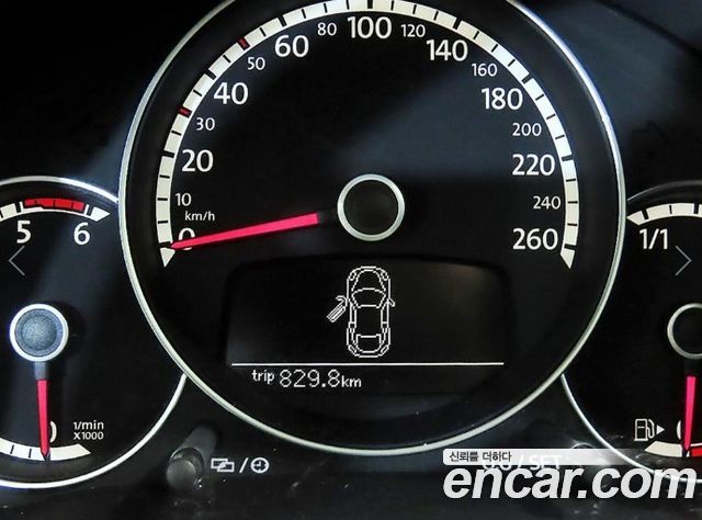 Volkswagen Beatle 2013 — photo 9
