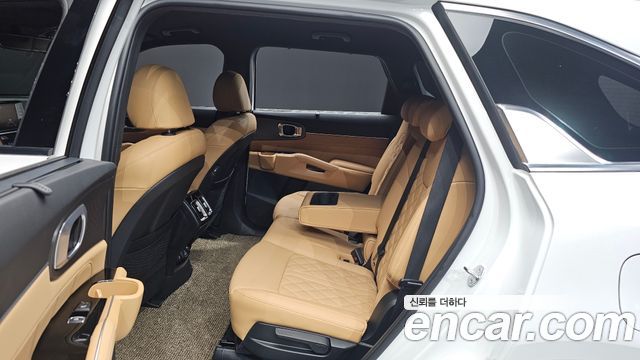 Kia Sorento 2023 — photo 18