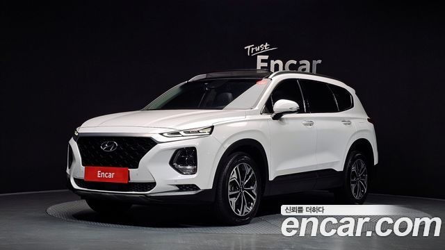 Hyundai Santafe 2019 — photo 1