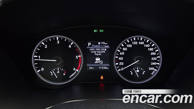 Hyundai Santafe 2019 — photo 11