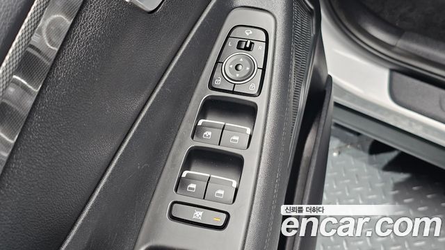Hyundai Santafe 2019 — photo 23