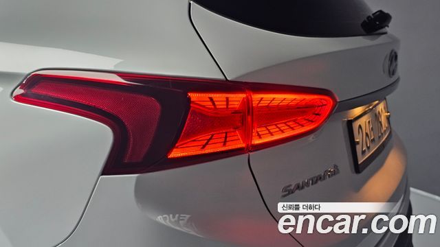 Hyundai Santafe 2019 — photo 9