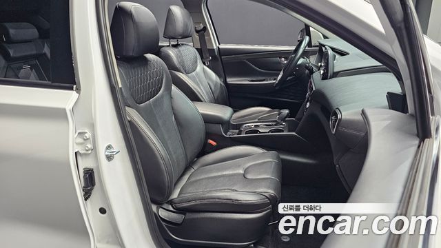 Hyundai Santafe 2019 — photo 16